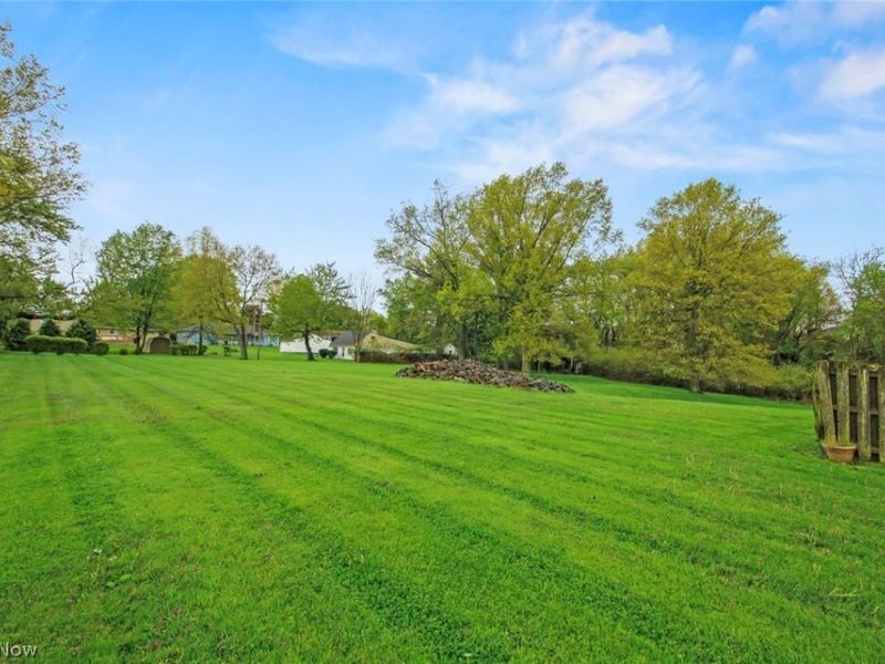 8243 N Lima Road, Poland, OH 44514 Photo 5