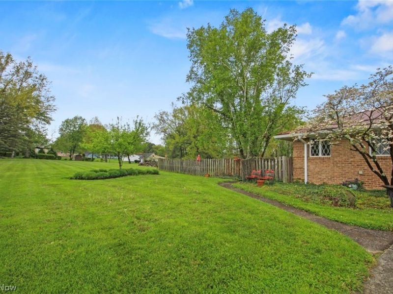 8243 N Lima Road, Poland, OH 44514 Photo 7