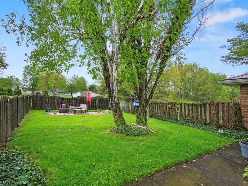 8243 N Lima Road, Poland, OH 44514 Photo 8