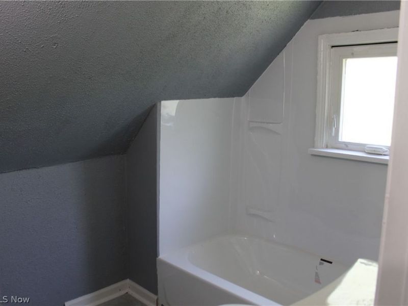 3281 E 118th Street, Cleveland, OH 44120 Photo 27