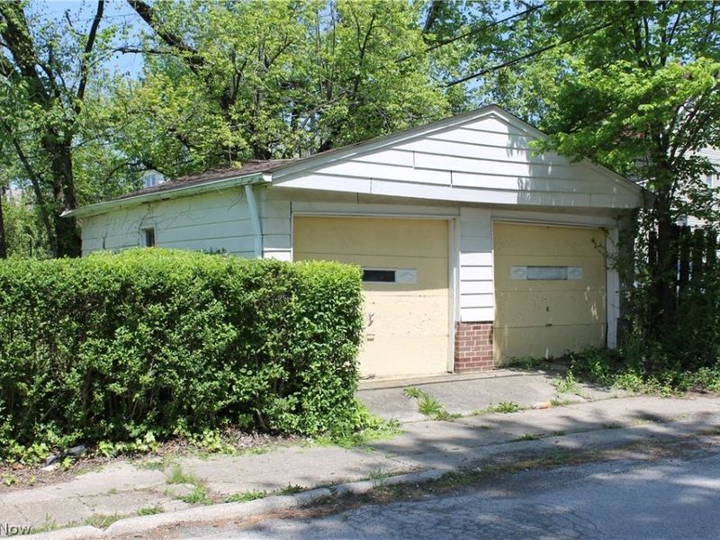 3281 E 118th Street, Cleveland, OH 44120 Photo 3