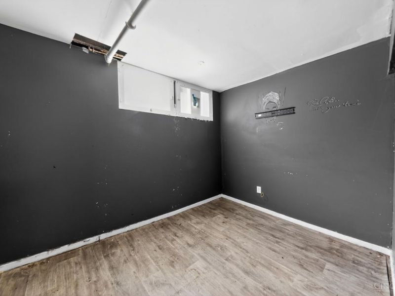 2723 Robert Avenue, Cincinnati, OH 45211 Photo 5