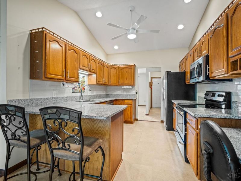 309 Sharon, Middletown, OH 45042 Photo 12