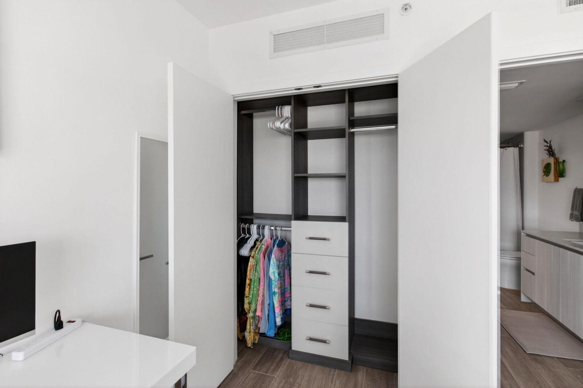 111 SE 1st Avenue, Unit 406, Delray Beach, FL 33444 Photo