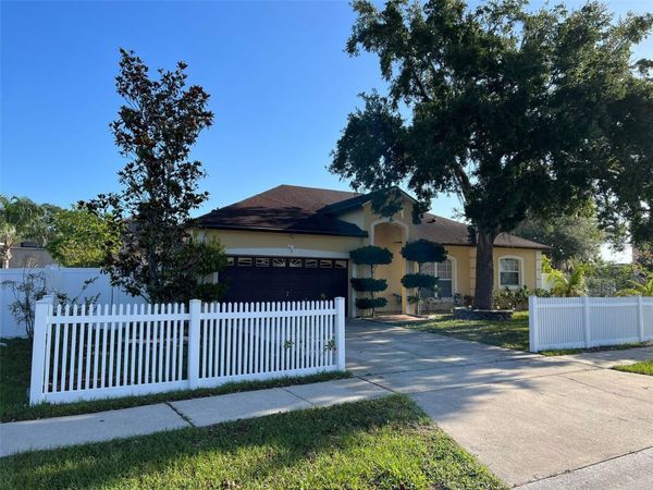 413 MARLBERRY LEAF AVENUE , KISSIMMEE, FL 34758