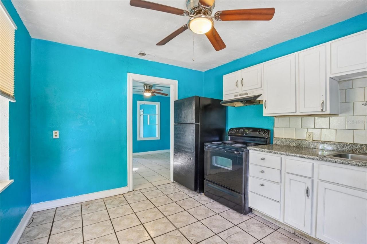 3201 Freemont Terrace S, Saint Petersburg, FL 33712 Photo