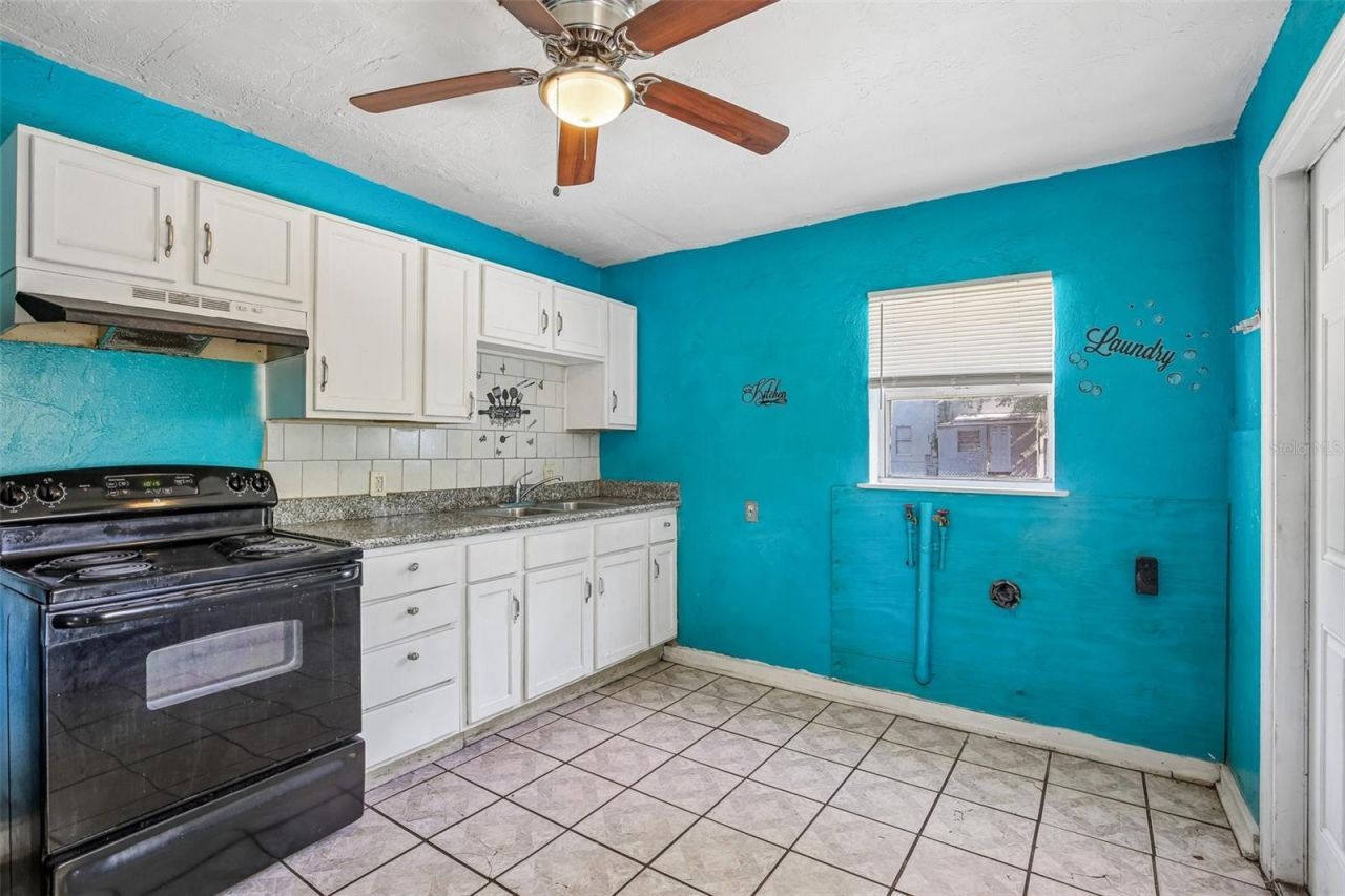 3201 Freemont Terrace S, Saint Petersburg, FL 33712 Photo