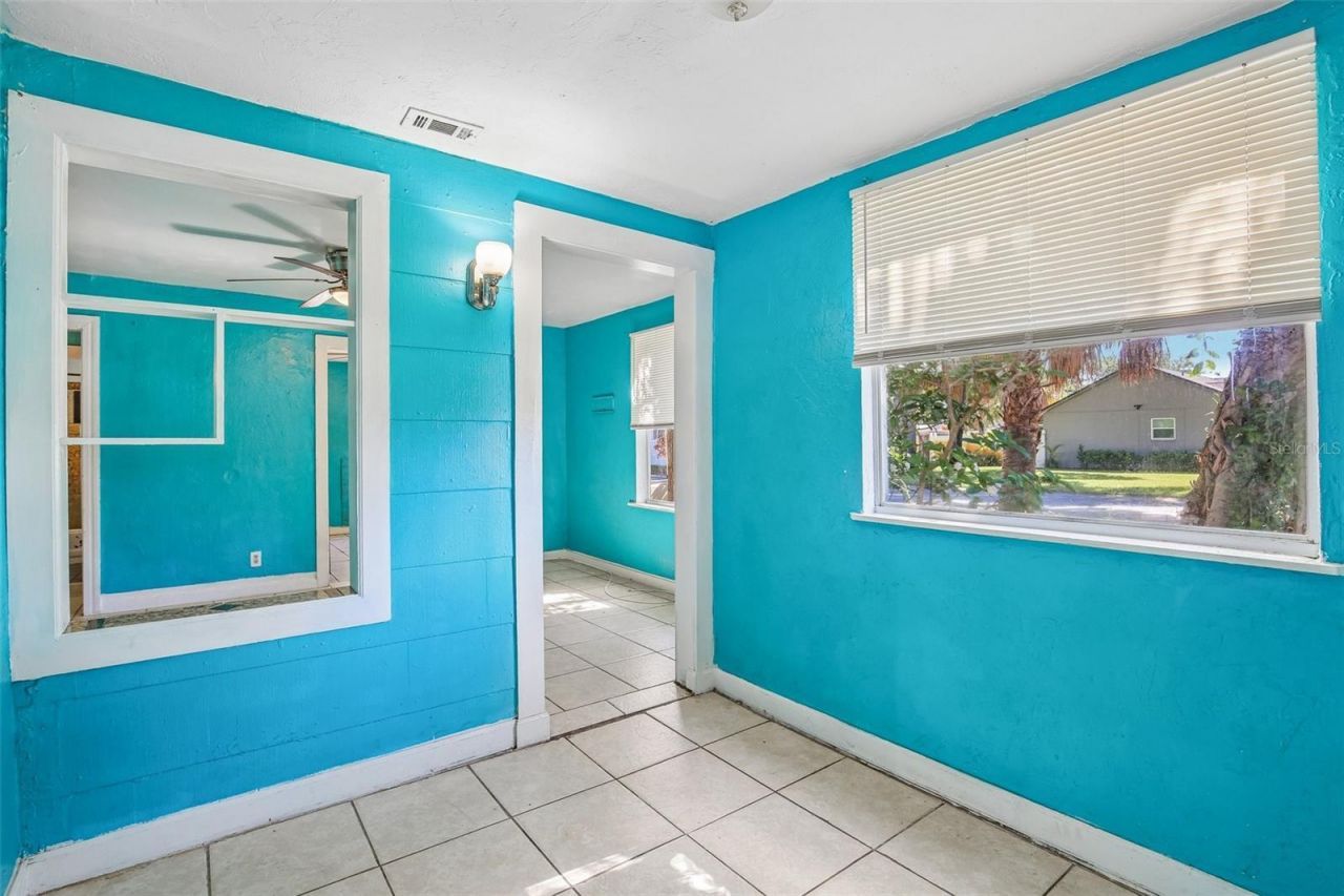 3201 Freemont Terrace S, Saint Petersburg, FL 33712 Photo