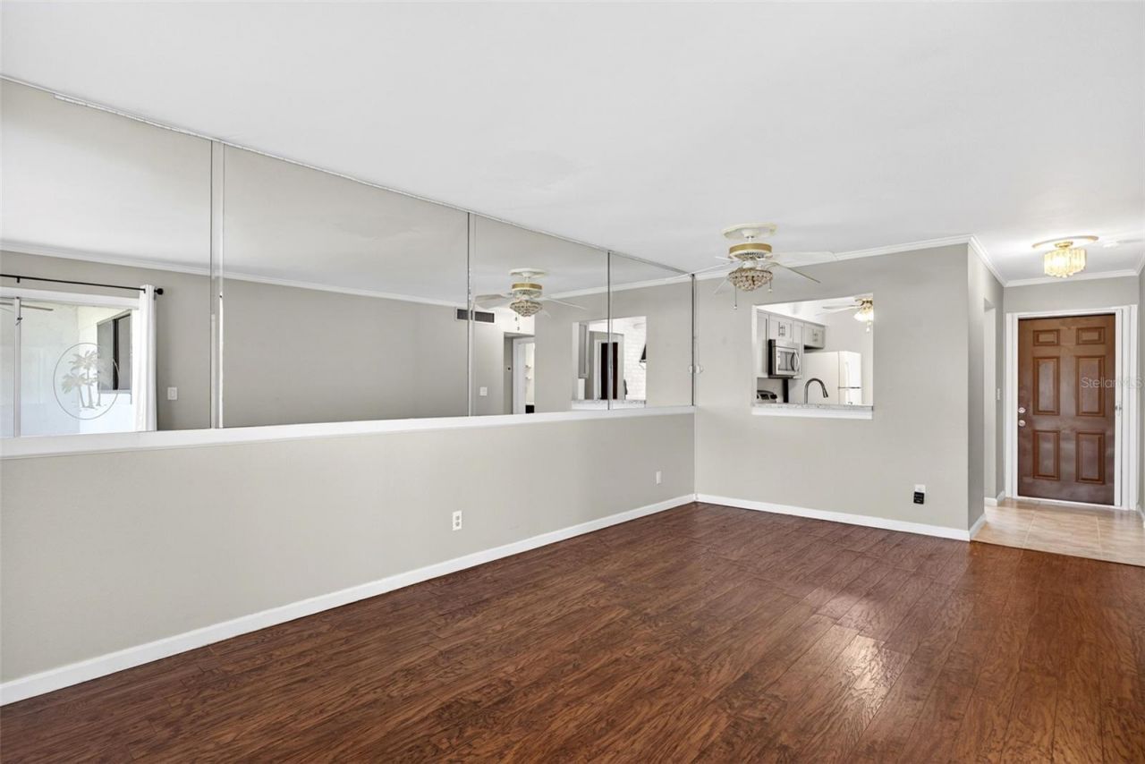 6300 S Pointe Boulevard, Unit 327, Fort Myers, FL 33919 Photo