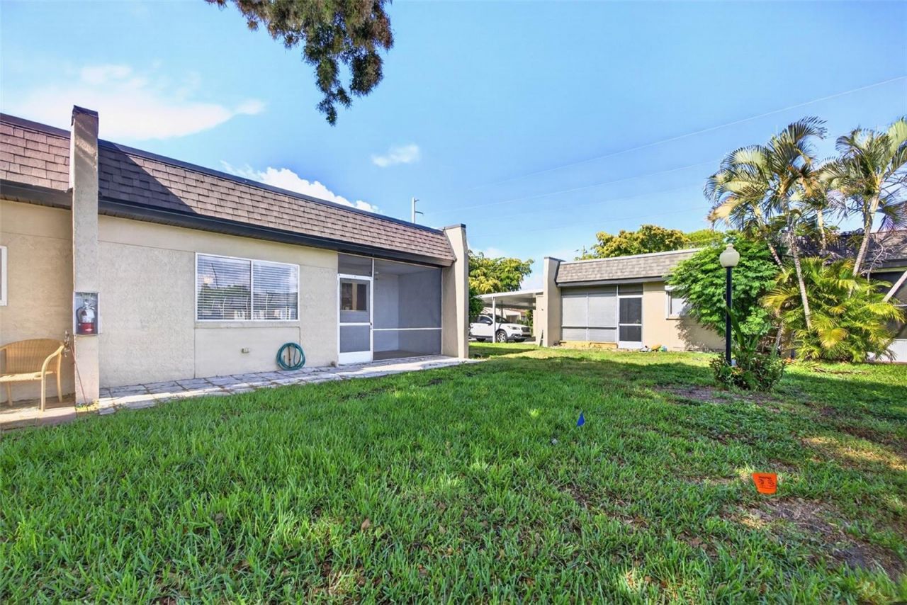 6300 S Pointe Boulevard, Unit 327, Fort Myers, FL 33919 Photo