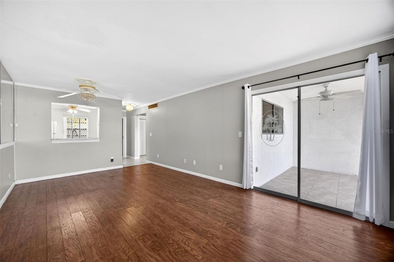 6300 S Pointe Boulevard, Unit 327, Fort Myers, FL 33919 Photo