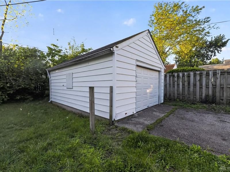 1456 Pershing Boulevard, Dayton, OH 45410 Photo 29
