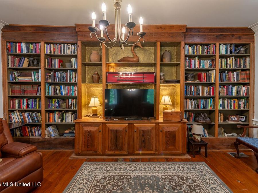 Property Image 38