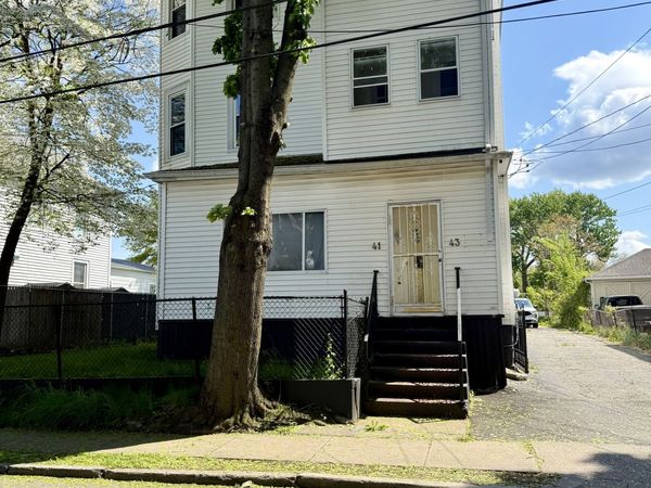 41-43 Kibbe, Hartford, CT 06106