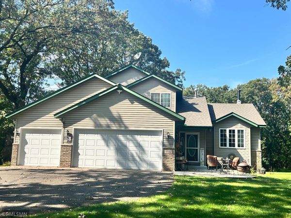 9722 302nd Avenue NW, Princeton, MN 55371