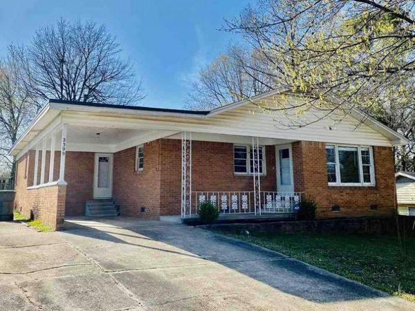 2309 circle drive, Jonesboro, AR 72401