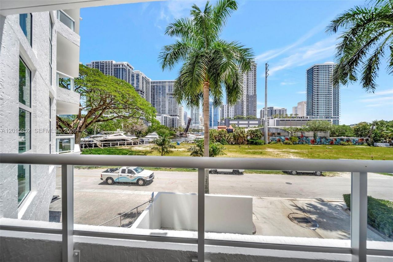 401 SW 4th Ave, Unit 203, Fort Lauderdale, FL 33315 Photo