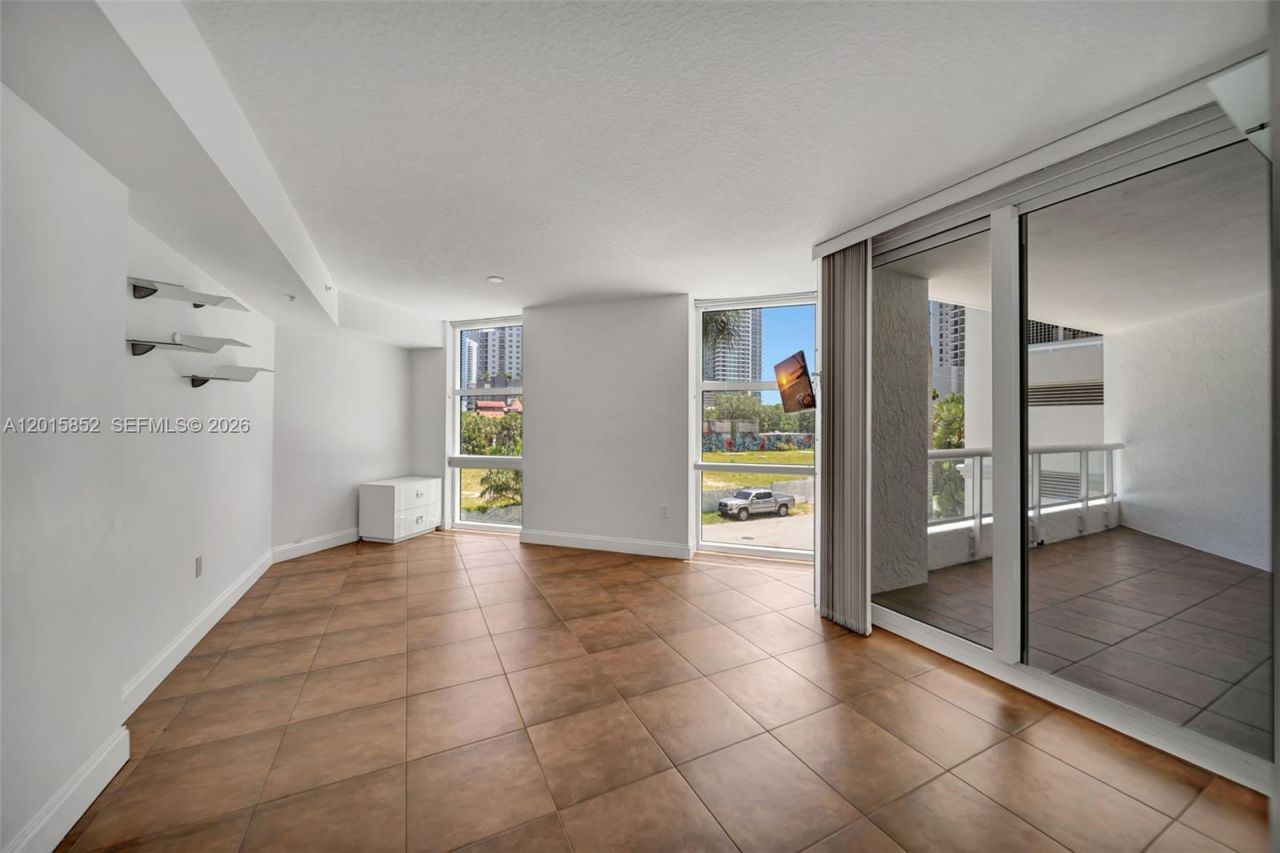 401 SW 4th Ave, Unit 203, Fort Lauderdale, FL 33315 Photo