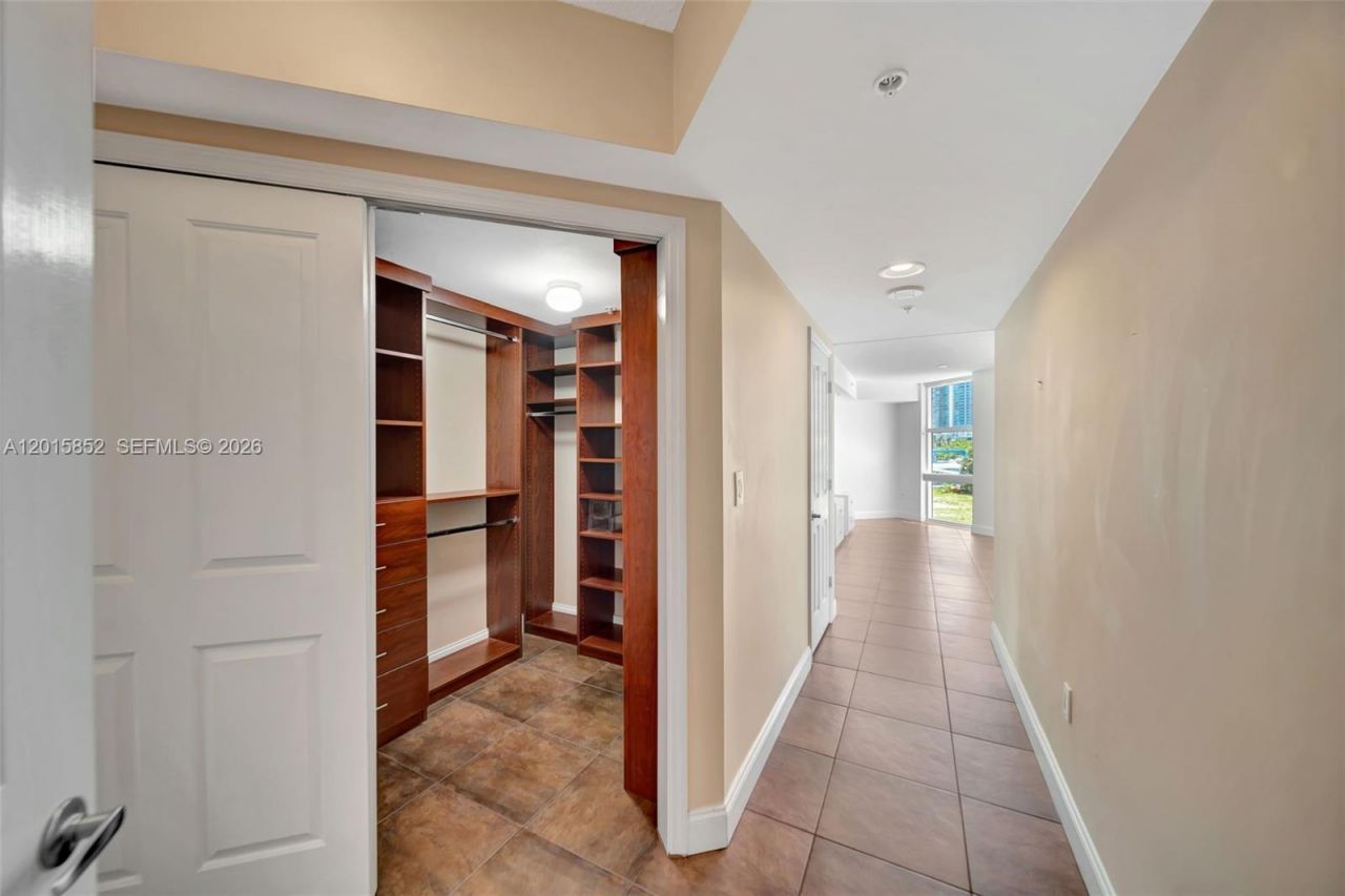 401 SW 4th Ave, Unit 203, Fort Lauderdale, FL 33315 Photo