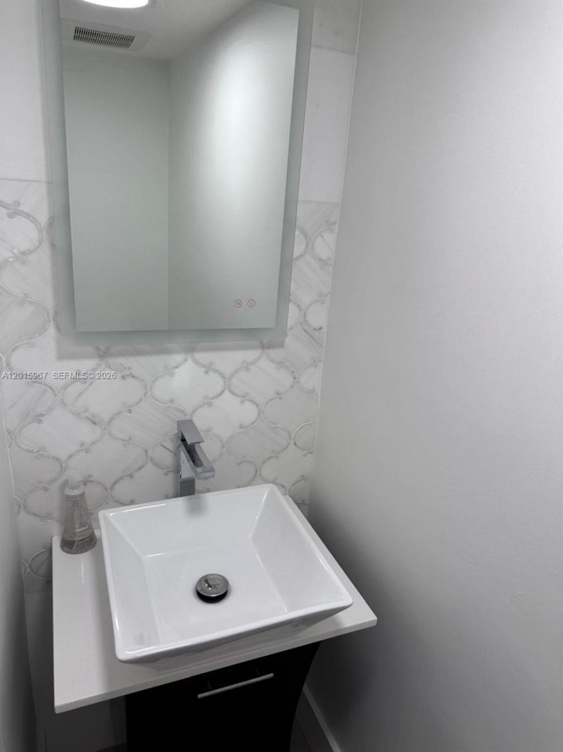 8010 SW 152nd Ave, Unit 211, Miami, FL 33193 Photo