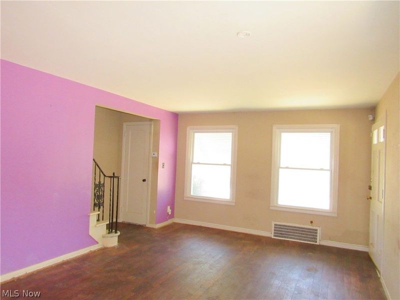 25250 Treadwell Avenue, Euclid, OH 44117 Photo 2