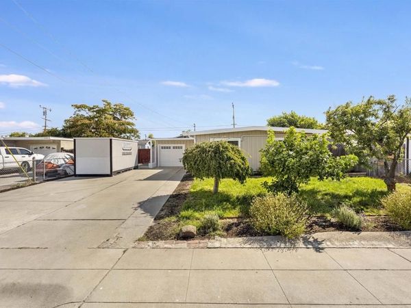 40128 KELLY St, Fremont, CA 94538
