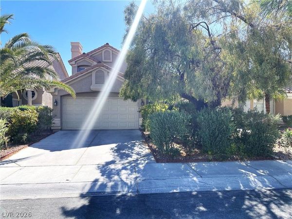 1420 Desert Hills Drive, Las Vegas, NV 89117