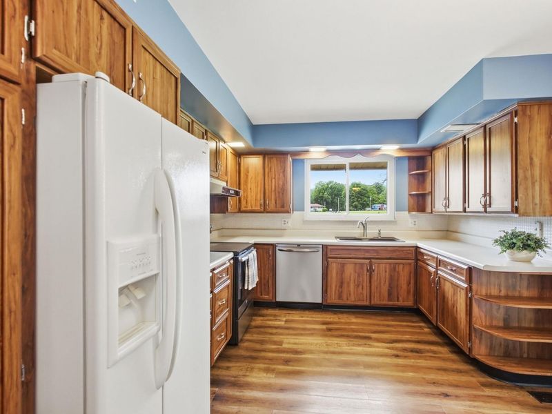 3140 N Hampton Road, Springfield, OH 45502 Photo 16