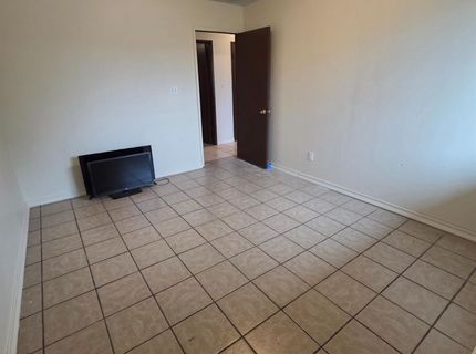 933 Meadowview Dr, Galt, CA 95632 Photo