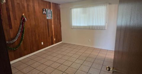 933 Meadowview Dr, Galt, CA 95632 Photo
