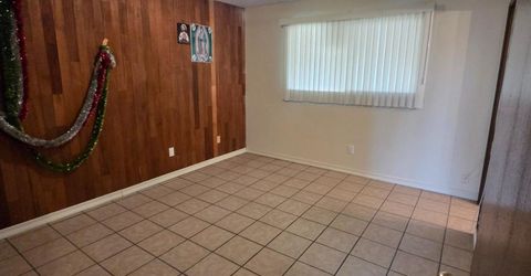 933 Meadowview Dr, Galt, CA 95632 Photo