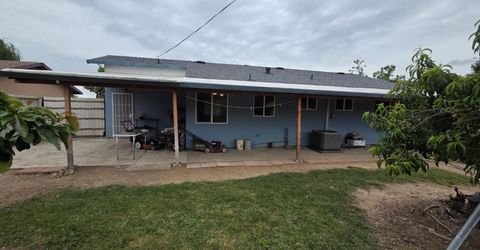933 Meadowview Dr, Galt, CA 95632 Photo