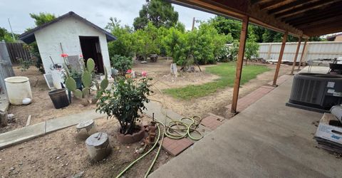 933 Meadowview Dr, Galt, CA 95632 Photo