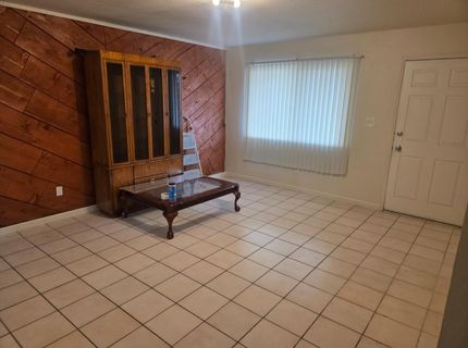 933 Meadowview Dr, Galt, CA 95632 Photo