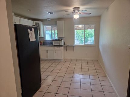 933 Meadowview Dr, Galt, CA 95632 Photo