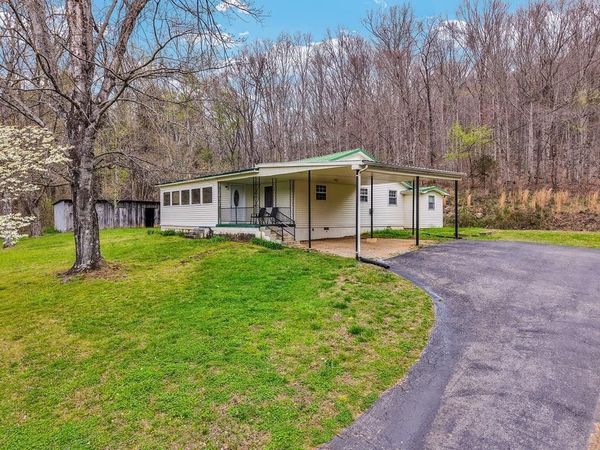 1447 Dry Shave Rd , McMinnville, TN 37110