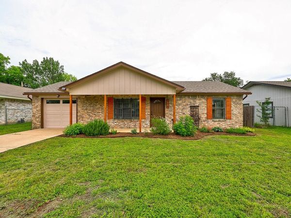 506 West ST, Hutto, TX 78634