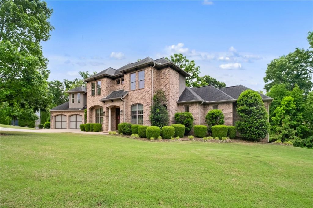 9 S Queensborough Lane, Rogers, AR 72758 Main Photo