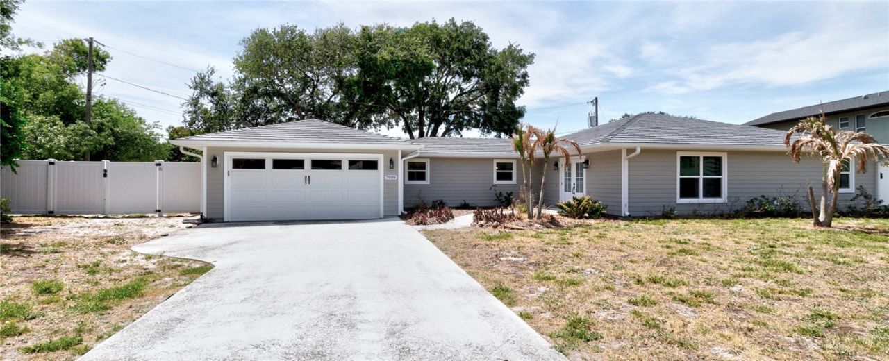 7989 143rd Street, Sebastian, FL 32958 Photo