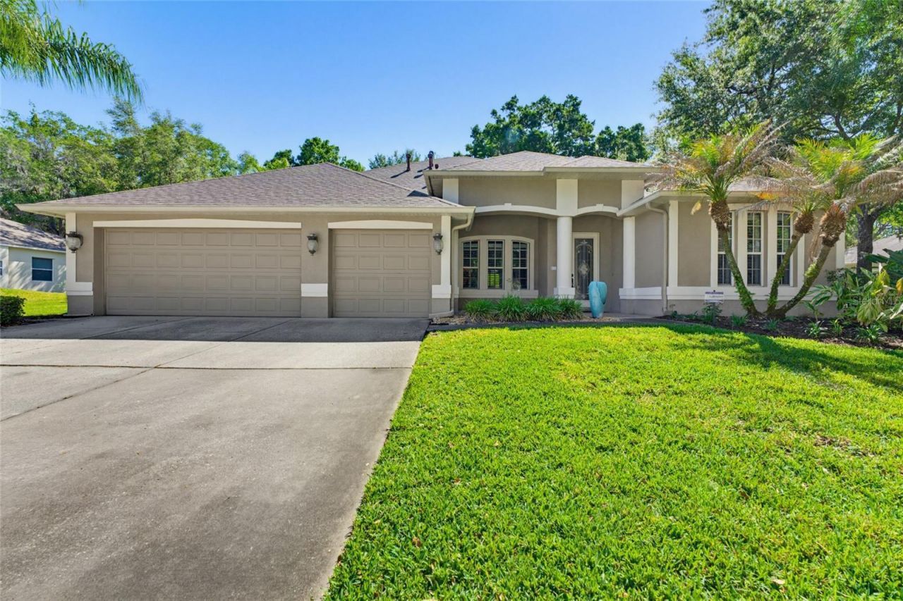 62 Camelot Ridge Drive, Brandon, FL 33511 Photo