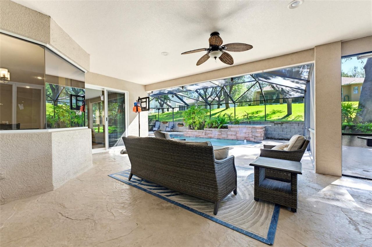 62 Camelot Ridge Drive, Brandon, FL 33511 Photo