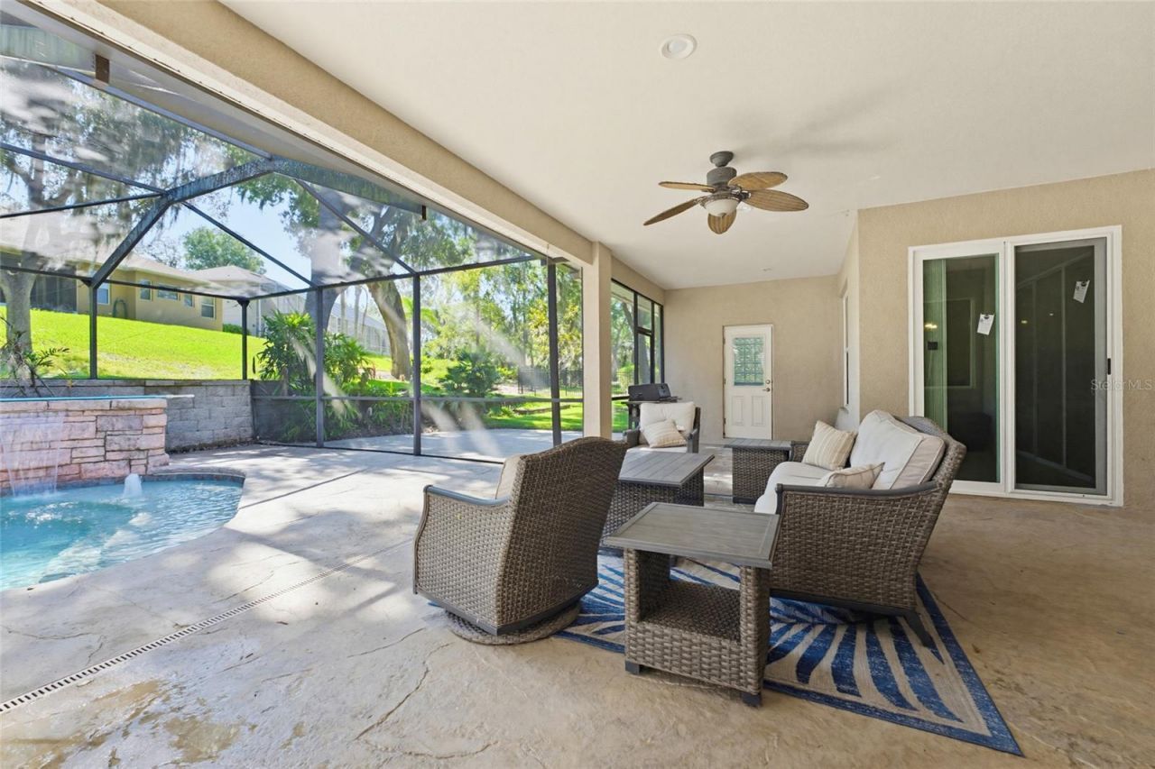 62 Camelot Ridge Drive, Brandon, FL 33511 Photo