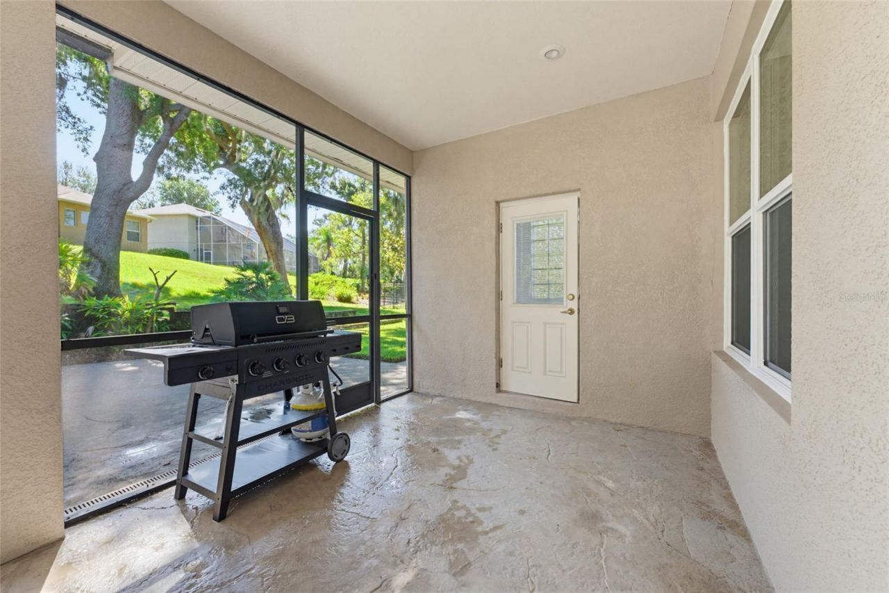 62 Camelot Ridge Drive, Brandon, FL 33511 Photo