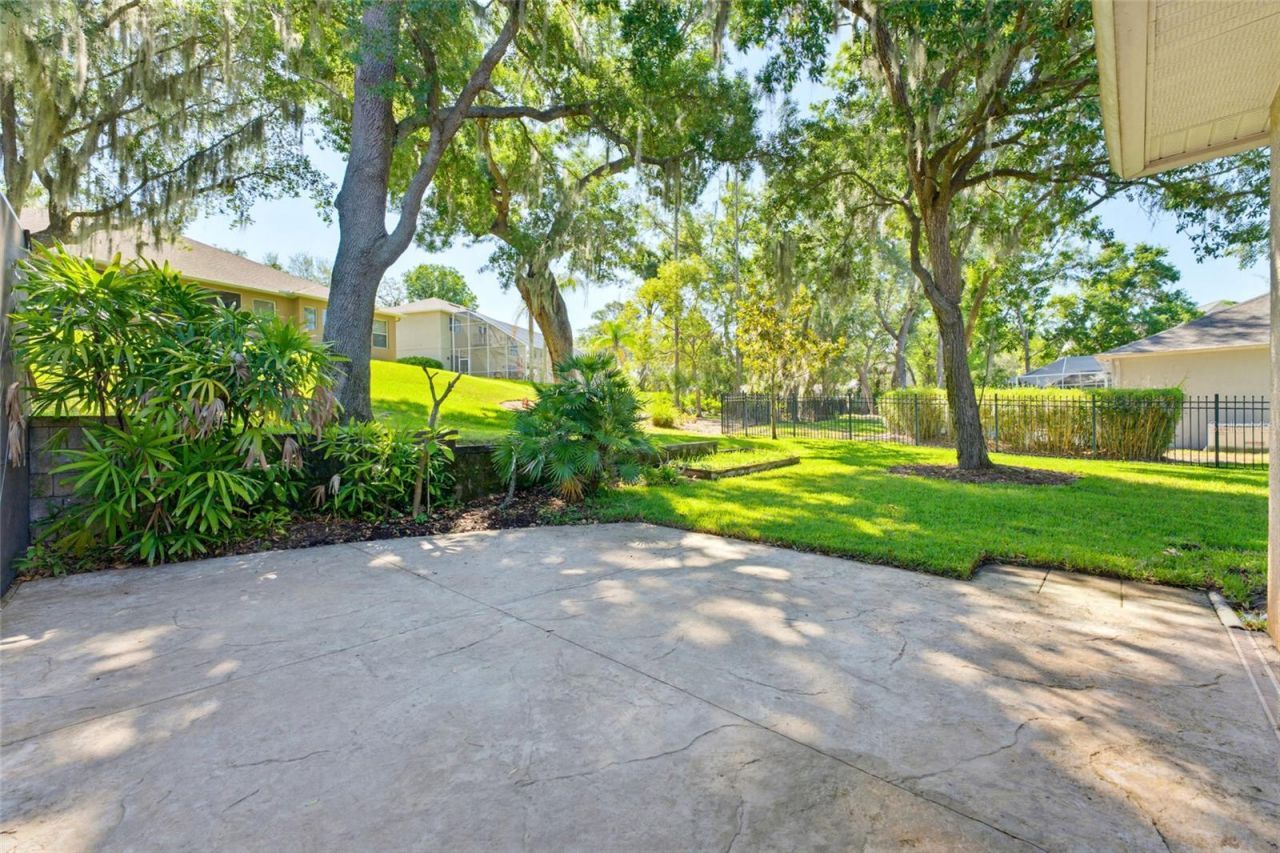 62 Camelot Ridge Drive, Brandon, FL 33511 Photo