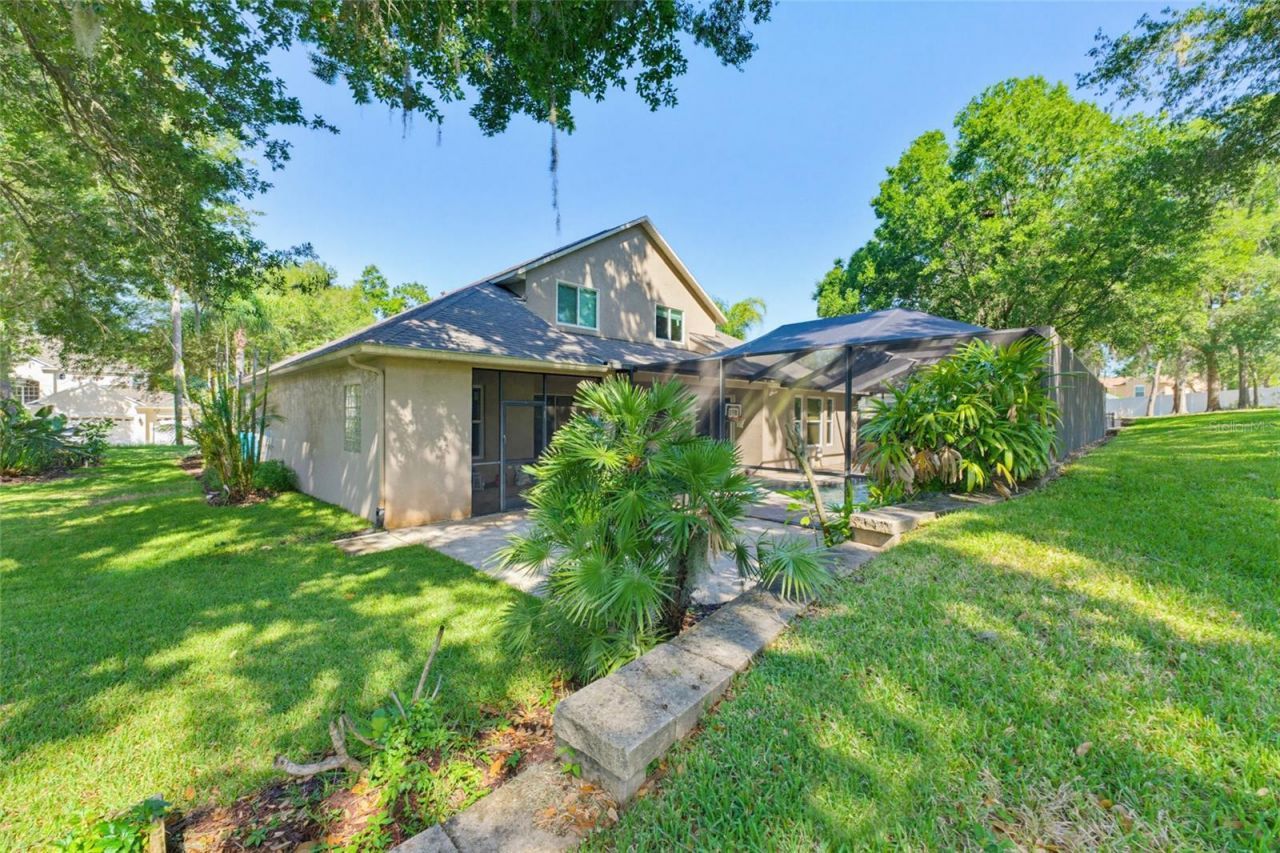62 Camelot Ridge Drive, Brandon, FL 33511 Photo