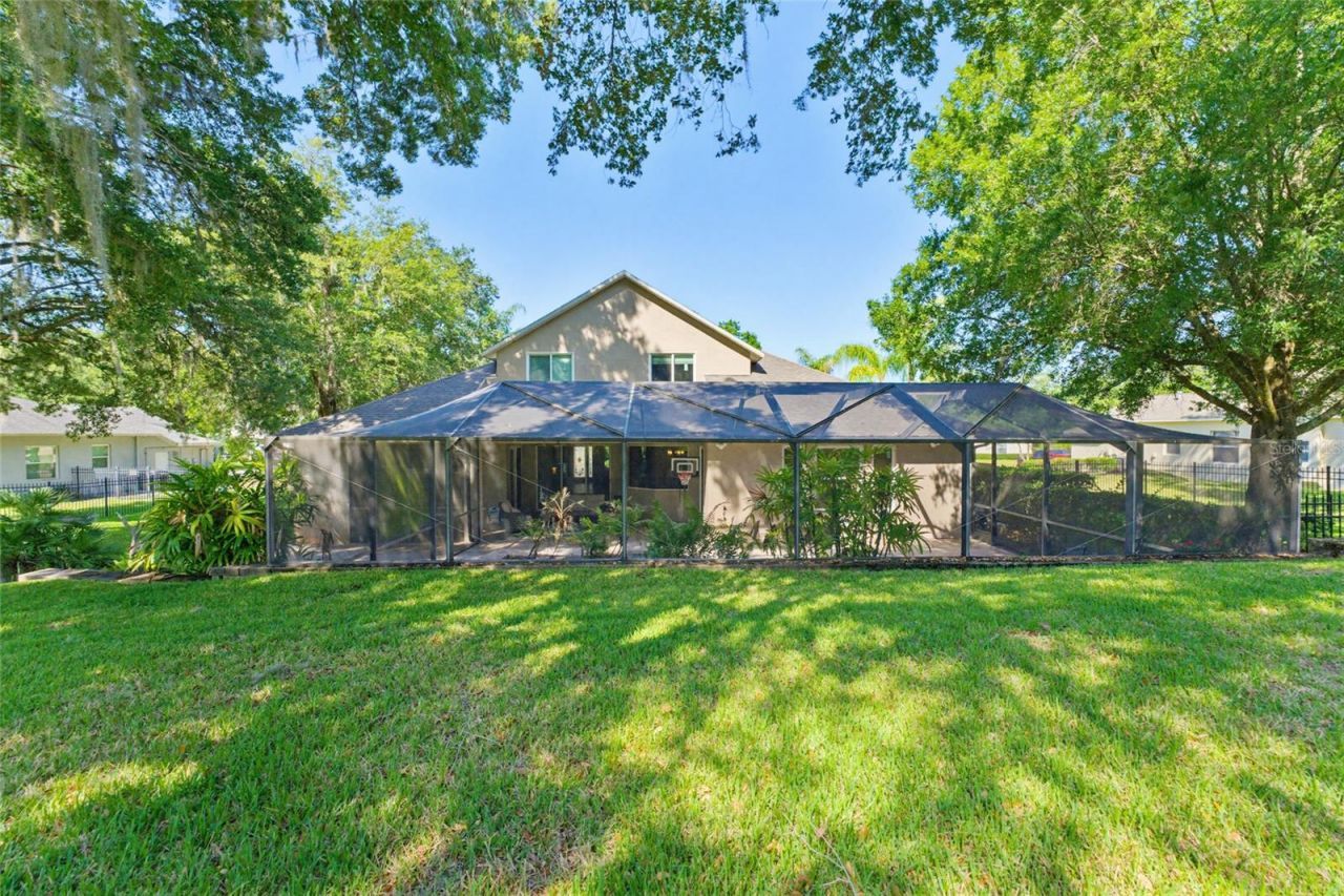 62 Camelot Ridge Drive, Brandon, FL 33511 Photo