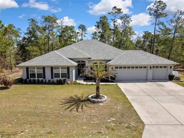 24 TALL MARIGOLDS COURT , HOMOSASSA, FL 34446