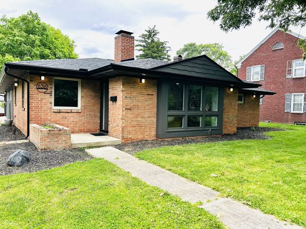 636 22nd Street , Columbus, IN 47201