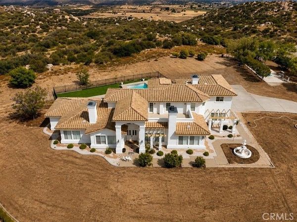 31900 Via Del Senor, Homeland, CA 92548