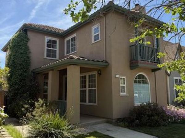 215 Beech Avenue, Greenfield, CA 93927